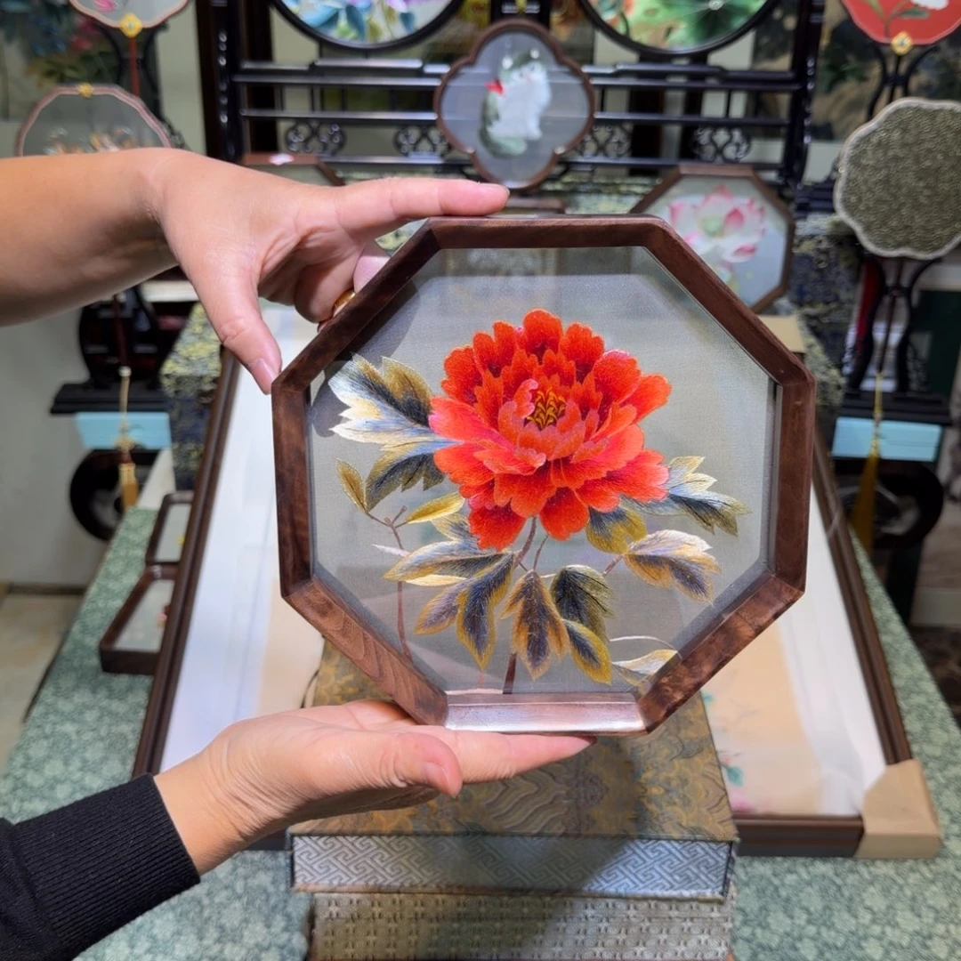 刺绣手工苏绣工艺的设计异色