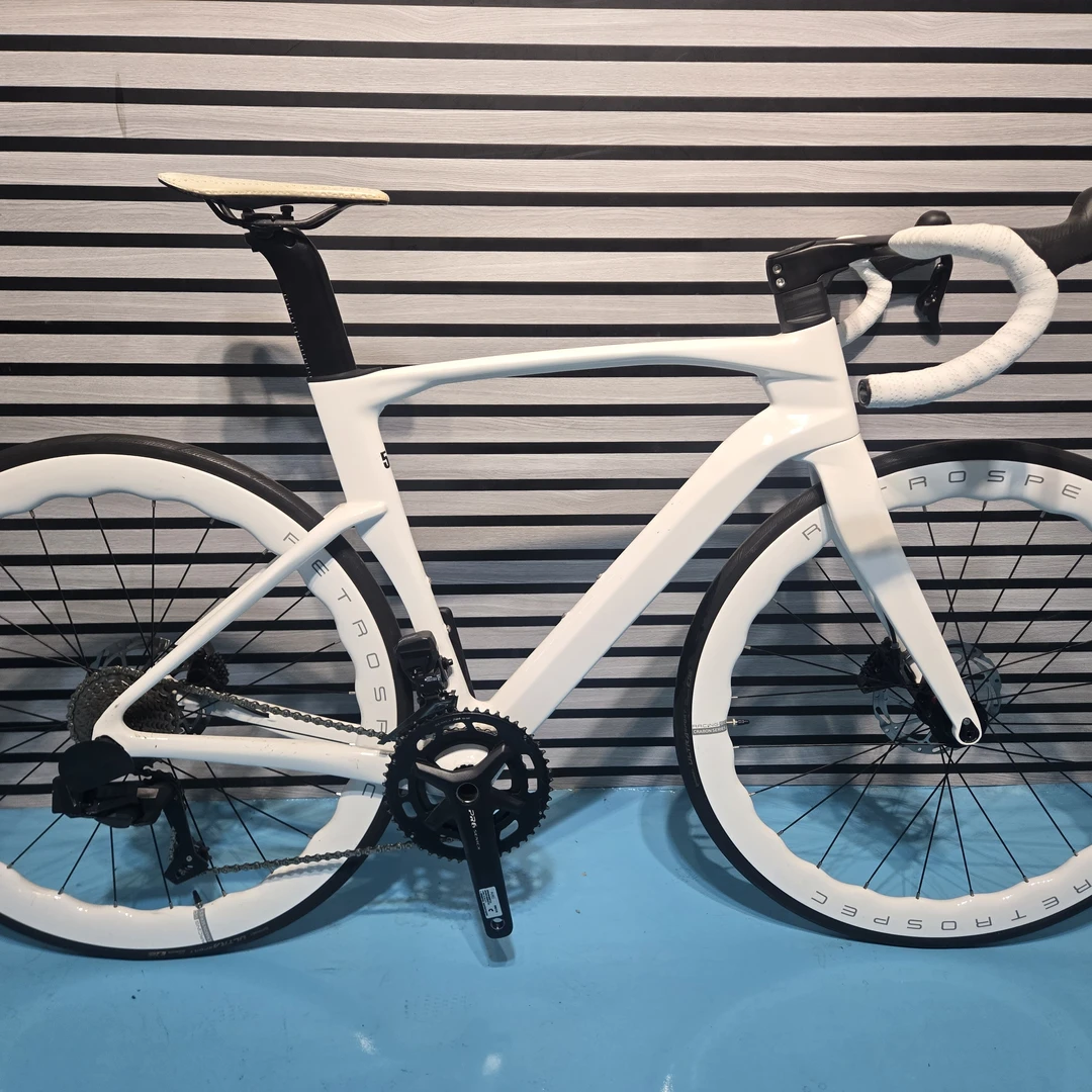 公路车 碳纤维  碳架 碳轮组电变