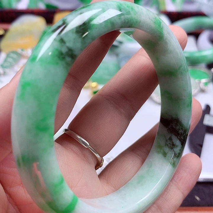 未镶嵌手镯翡翠翡翠手镯
