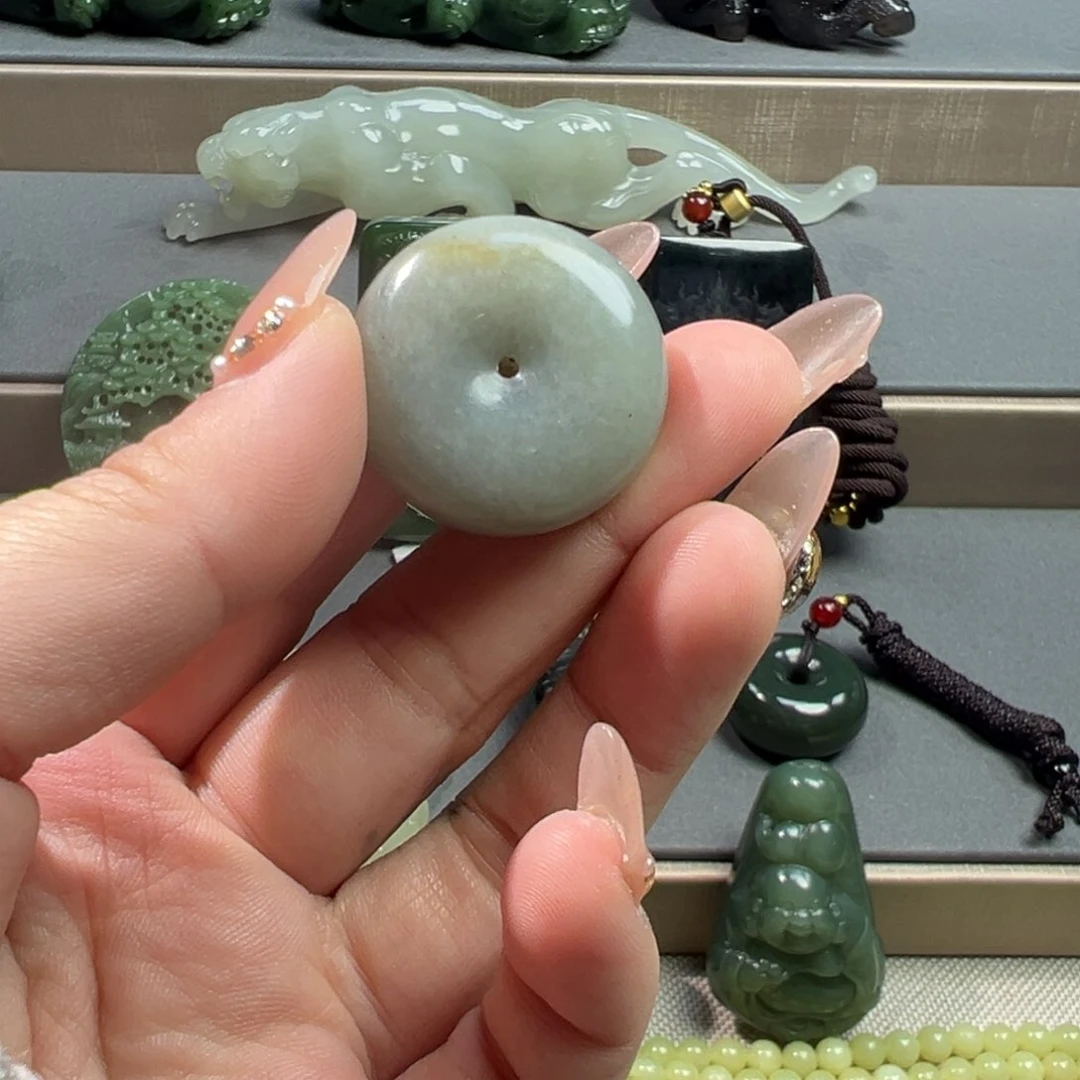 和田玉吊坠(不含链)未镶嵌