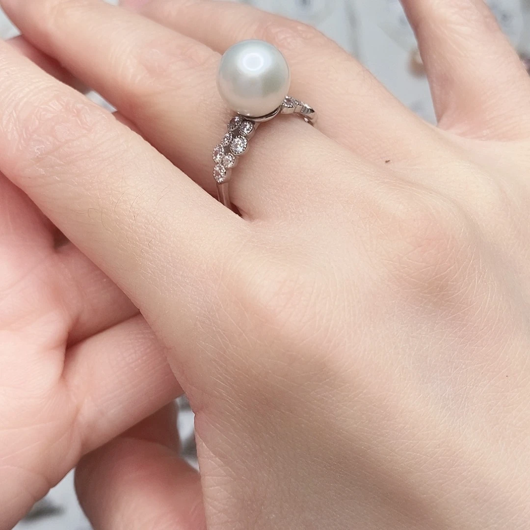 银S925镶嵌淡水珍珠耳饰