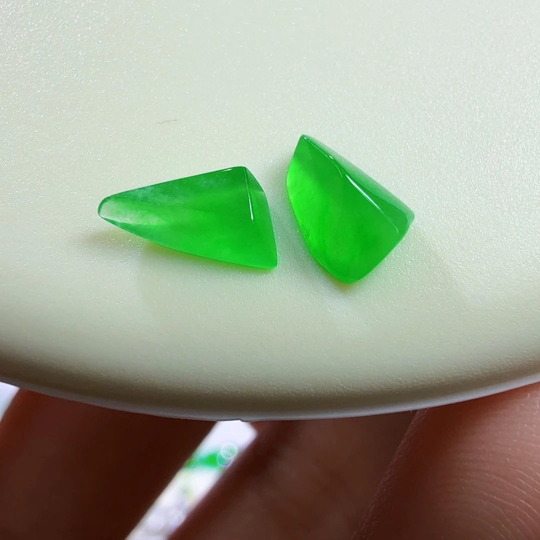 翡翠未镶嵌颈饰力力力推高冰随形