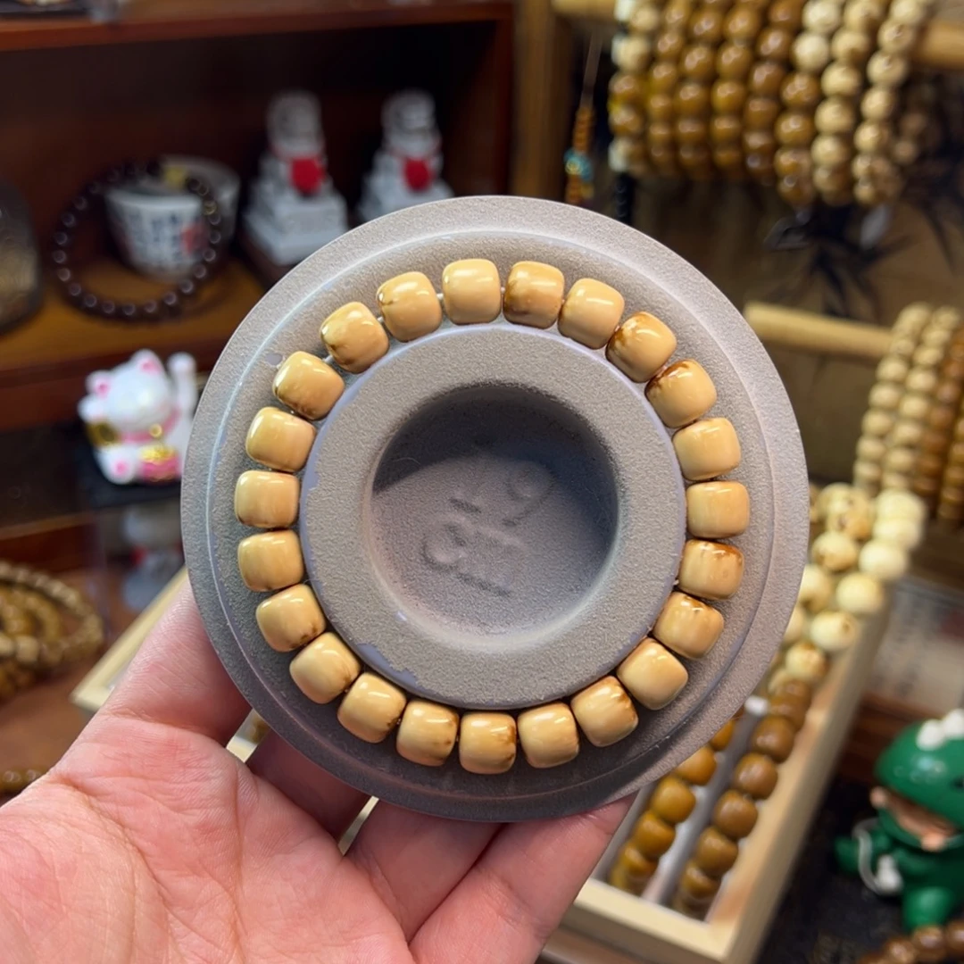 非金属紫金鼠10.1*9.2实心白化鼠孔道微瑕疵不影响归圆