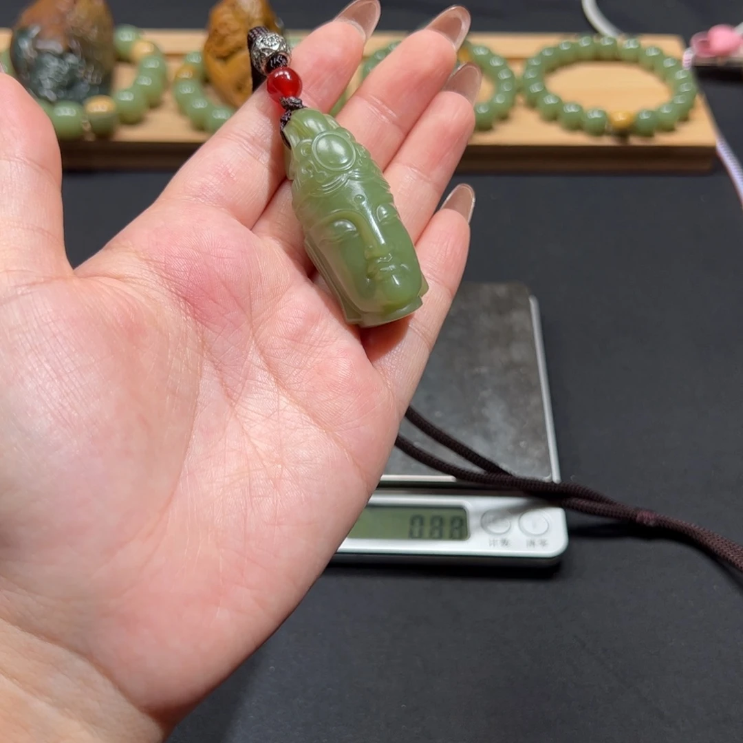 娄***关岫岩老玉（透闪石质玉）未镶嵌颈饰