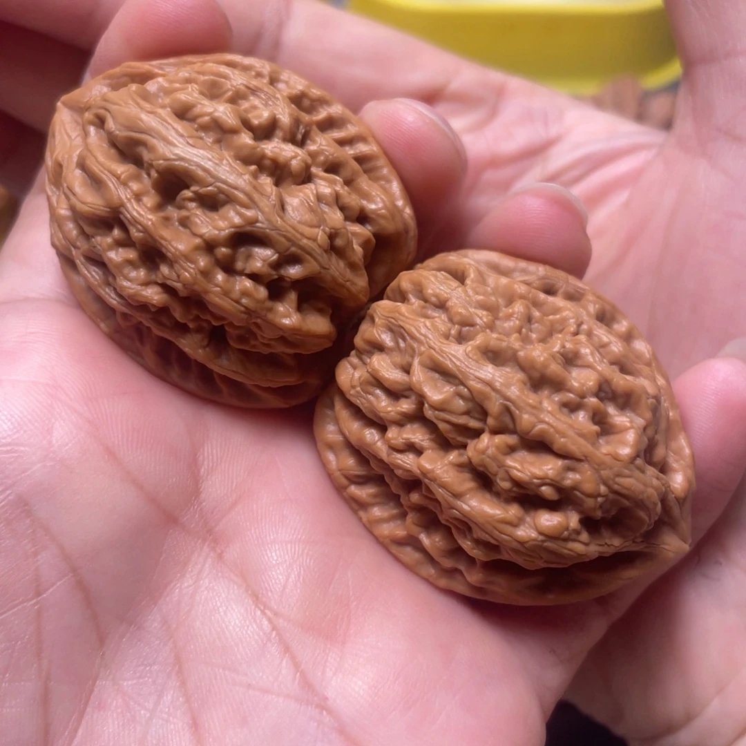 把件文玩核桃红锦鲤40