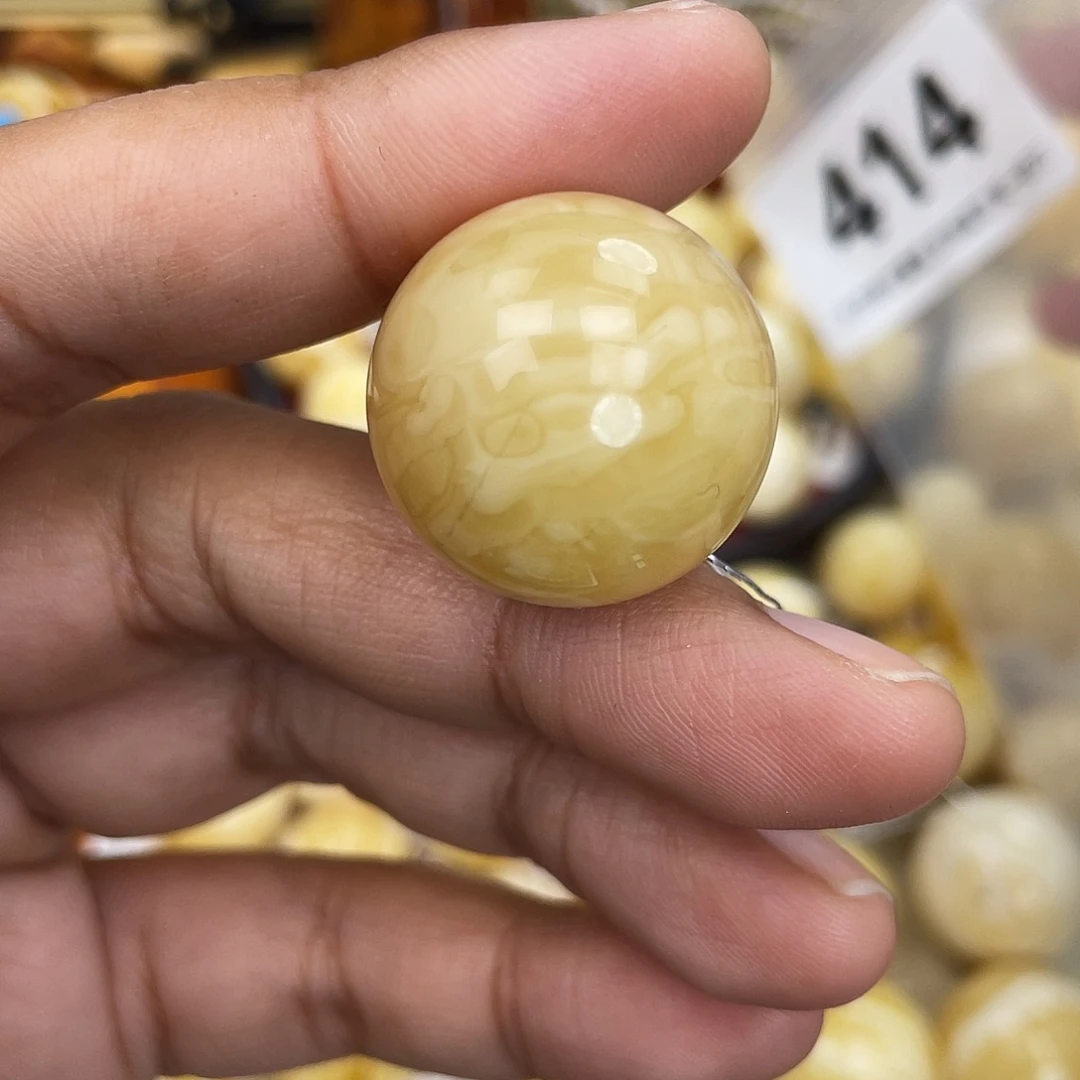 蜜蜡未镶嵌珠宝奇石水线23