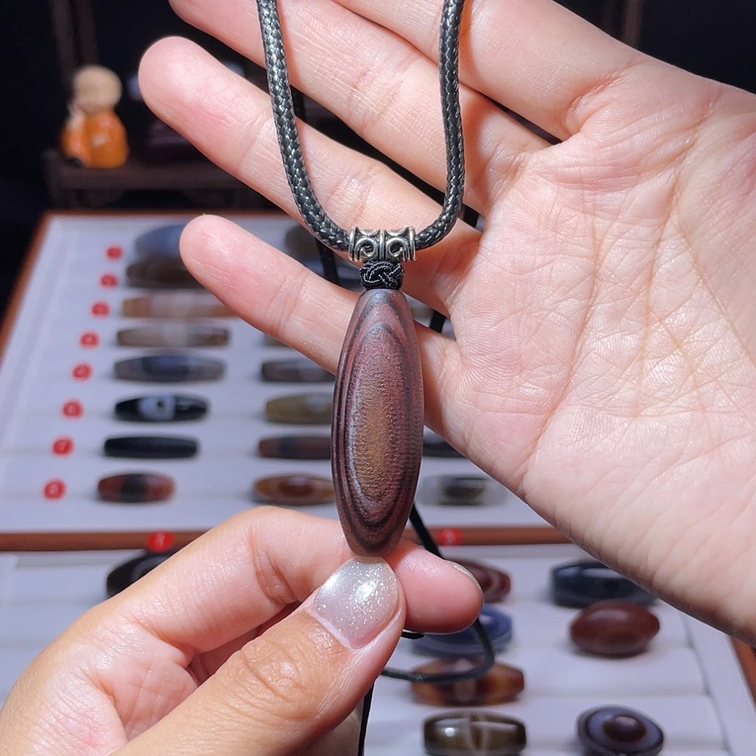 玛瑙/玉髓未镶嵌吊坠(赠链)