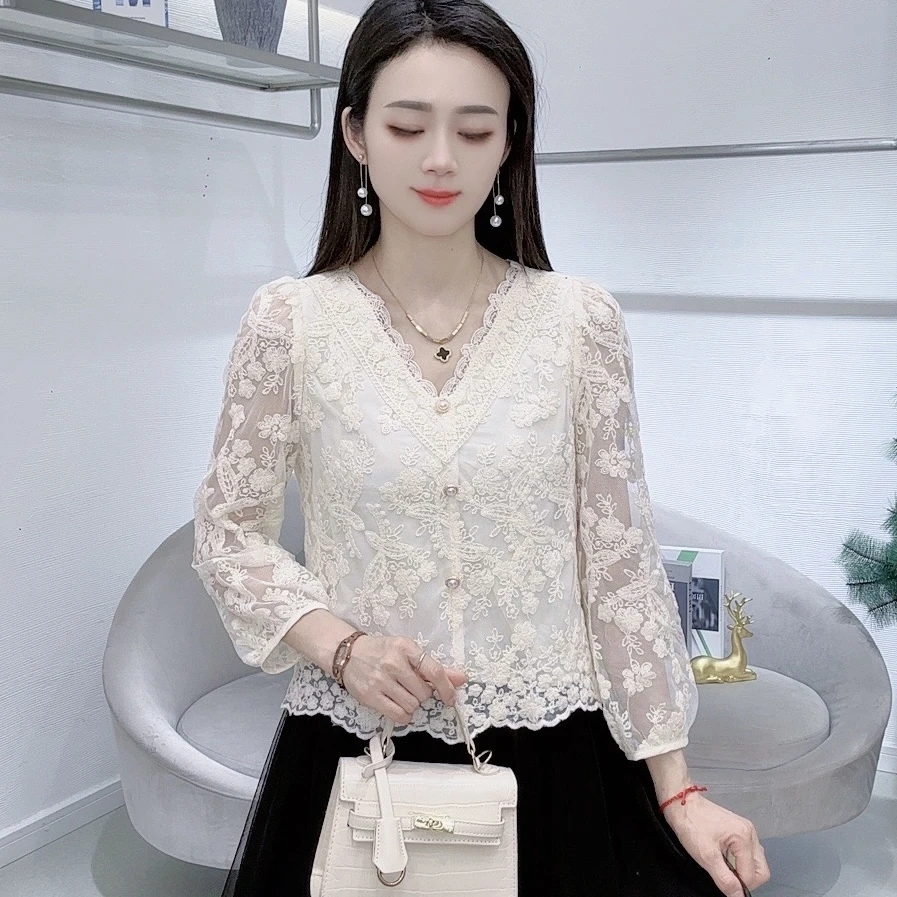 A7986-1法式提花V领衬衫新款减龄洋气宽松显瘦上衣