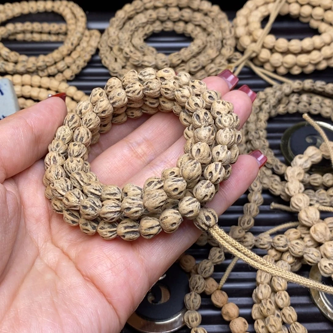 柏香籽/百香籽吊坠F*.