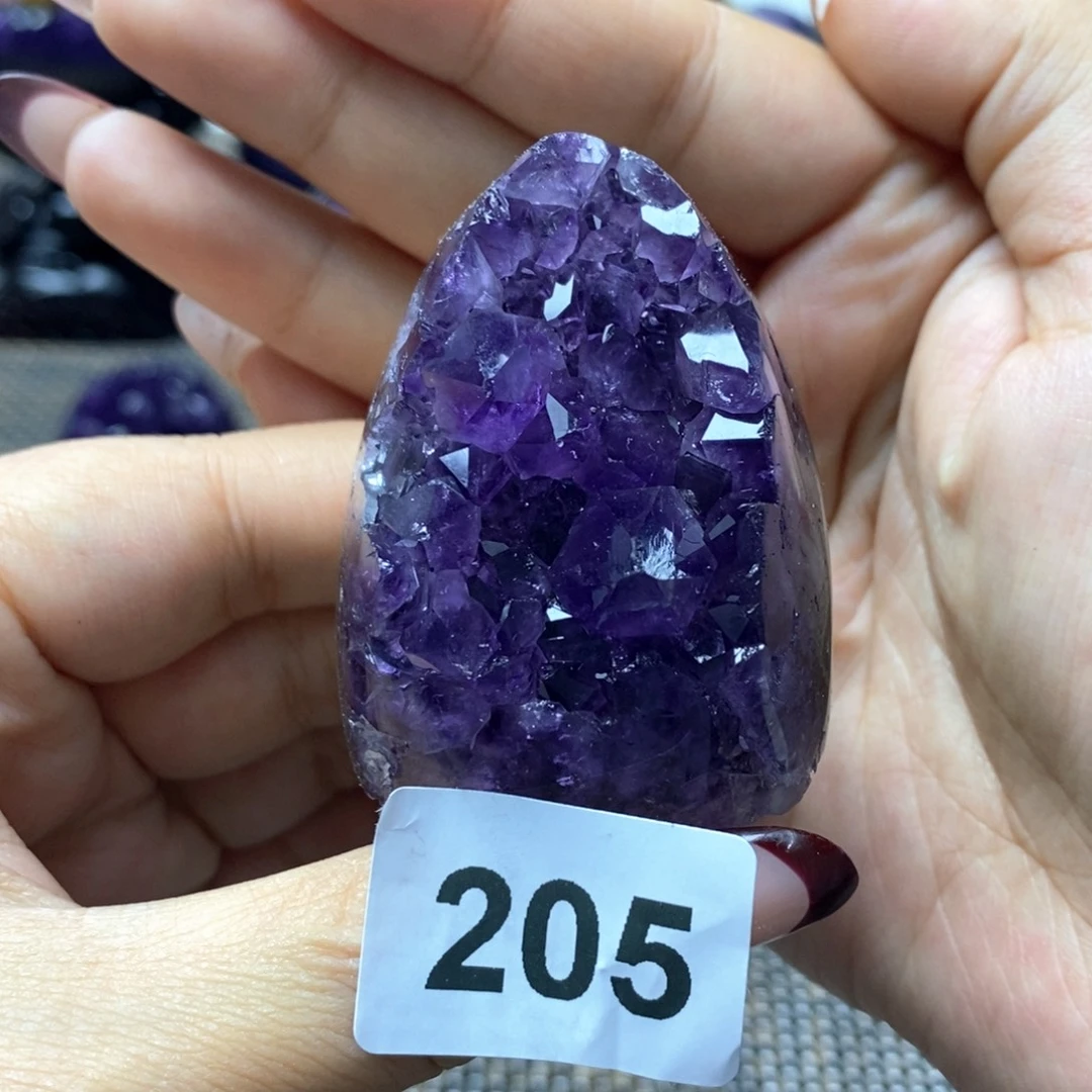 紫晶未镶嵌大型摆件（非配饰）