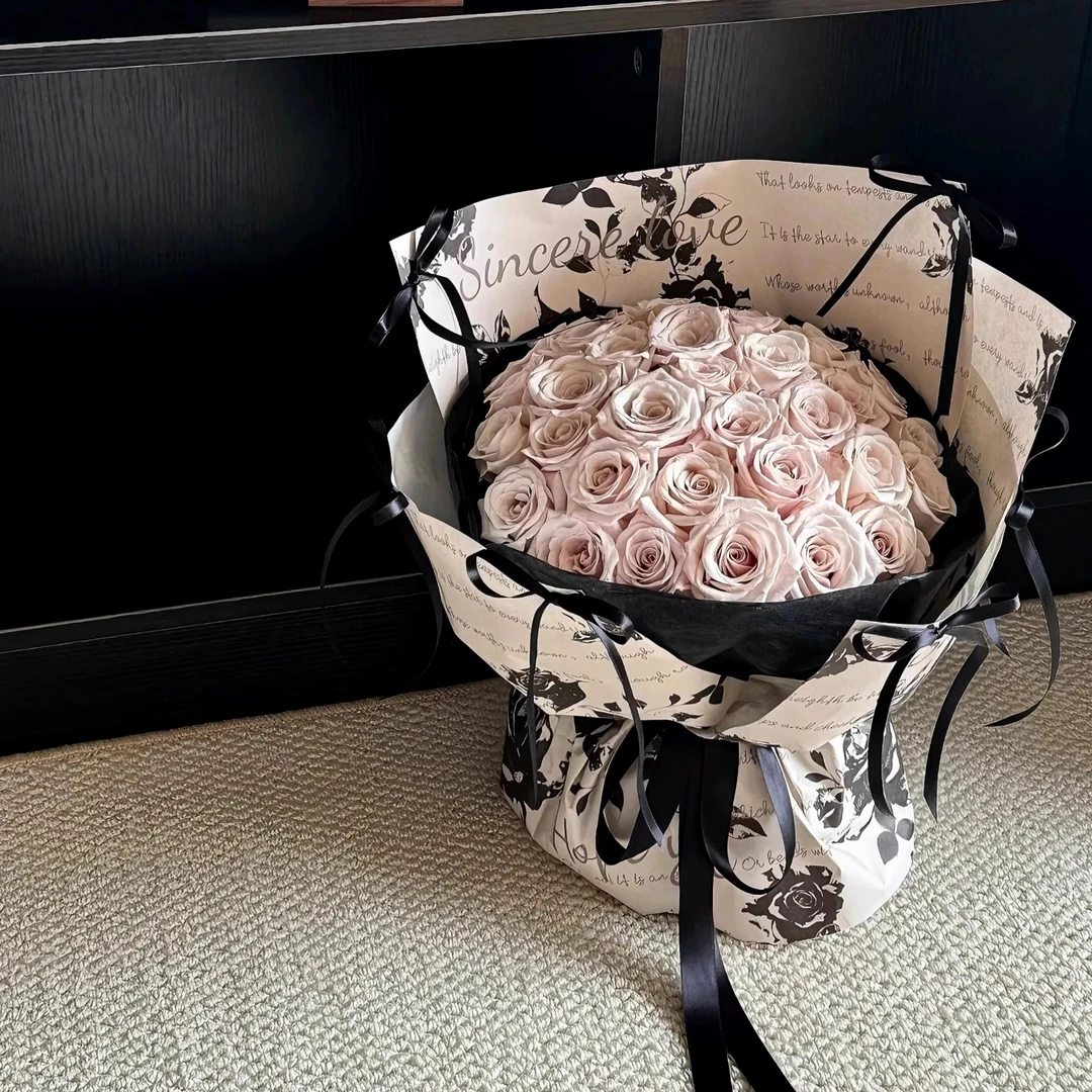 【喜儿】新款玫瑰诗集鲜花花束包装纸艺术包装材料花艺包装材料