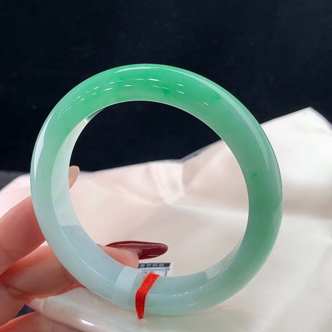 【闪购商品】未镶嵌手镯翡翠57.8，57/58