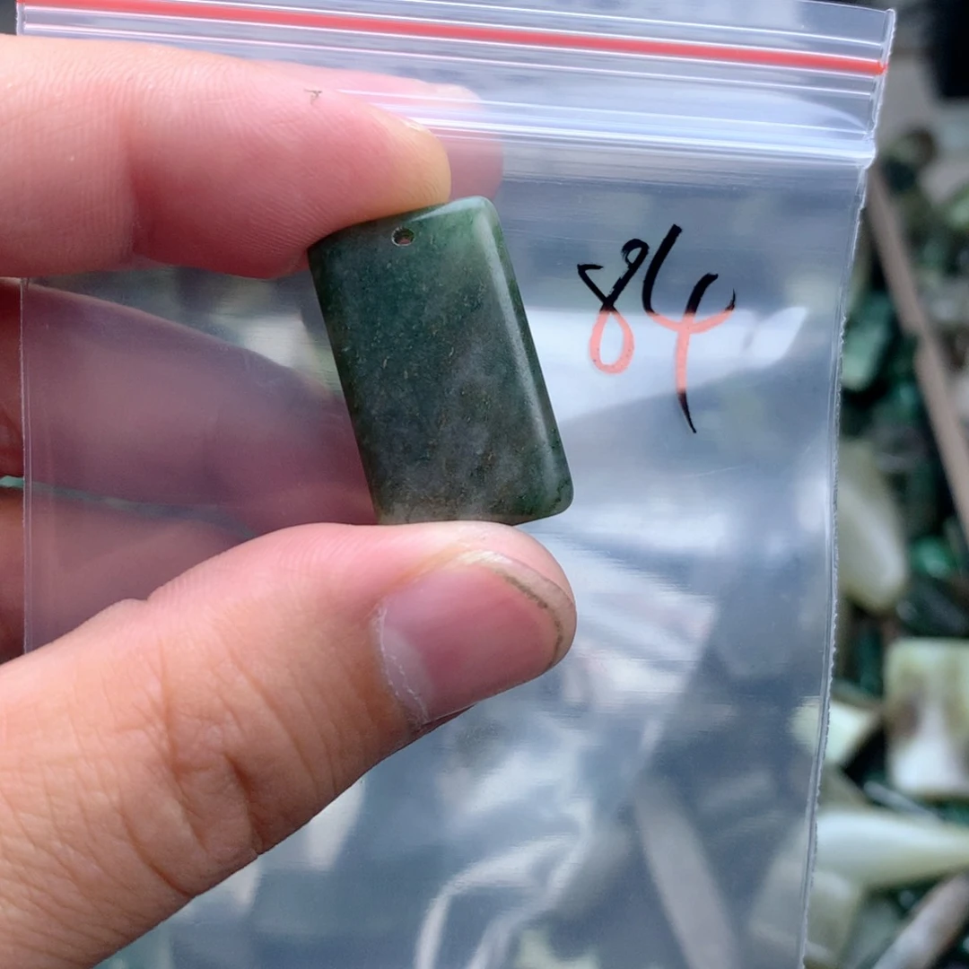艺***妈独山玉未镶嵌珠宝半成品