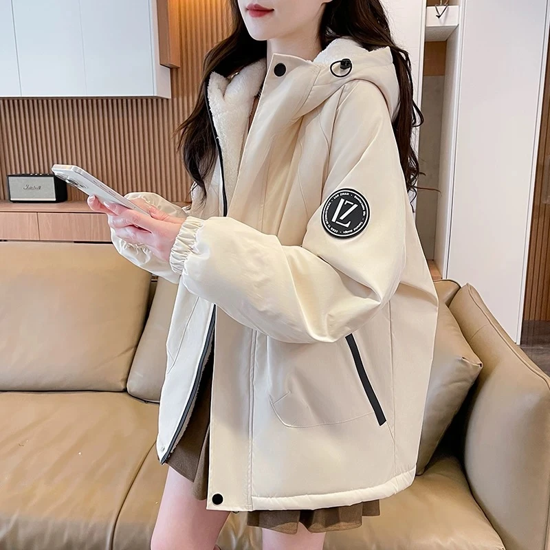 加绒加厚工装外套女2025秋冬新款初中高中学生大童设计感宽松棉服