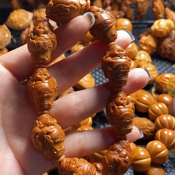 吊坠橄榄核站立财神