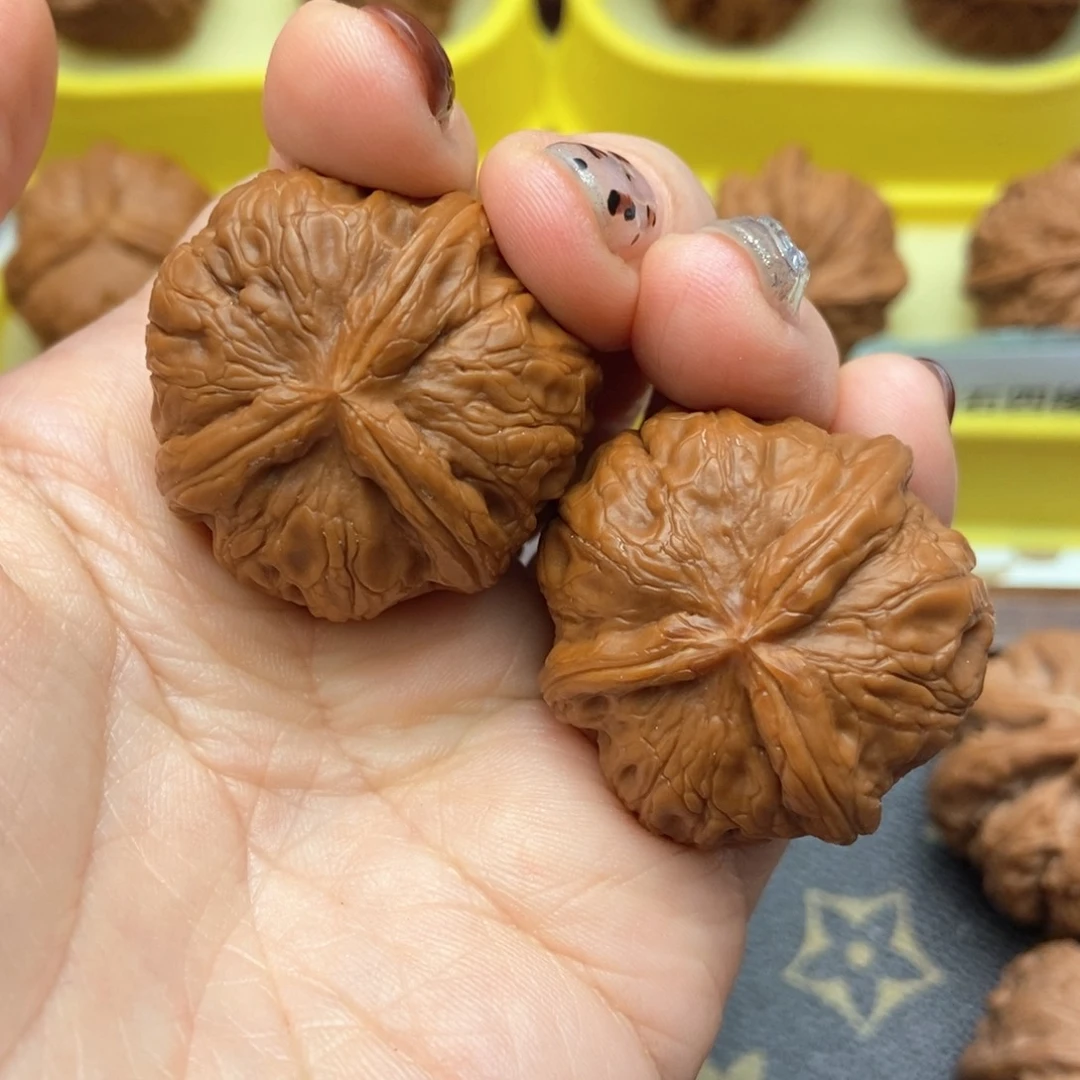 吊坠文玩核桃35尺元宝三棱