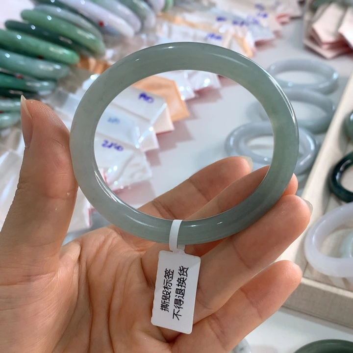 翡翠未镶嵌手镯贵妃圆56.6