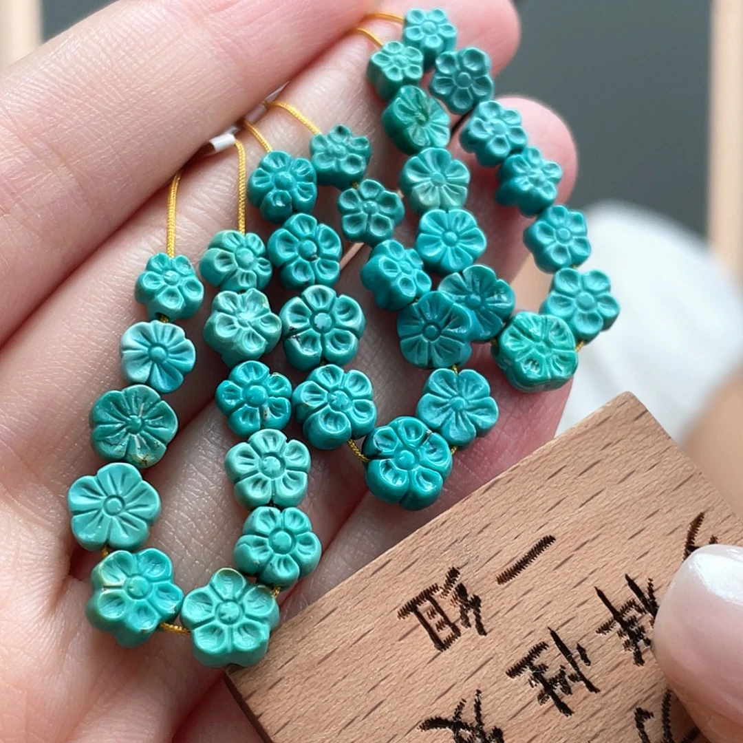 未镶嵌绿松石颈饰