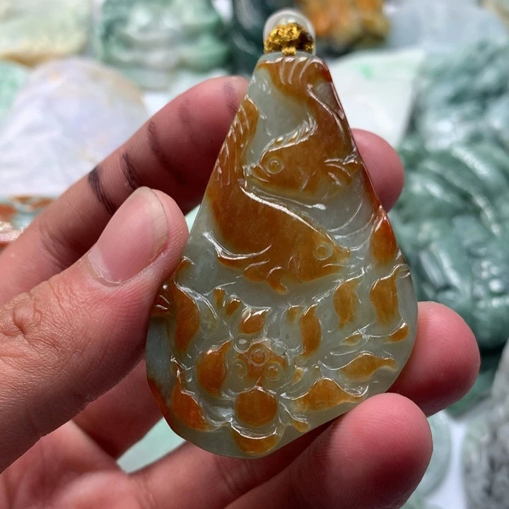 翡翠未镶嵌颈饰保真天然a货翡翠