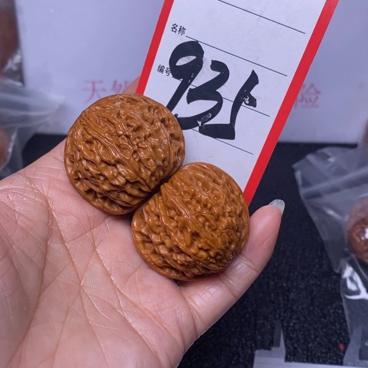 文玩核桃把件用****3935，39磨盘色差