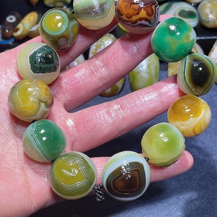 嘎***达玛瑙/玉髓未镶嵌珠宝奇石