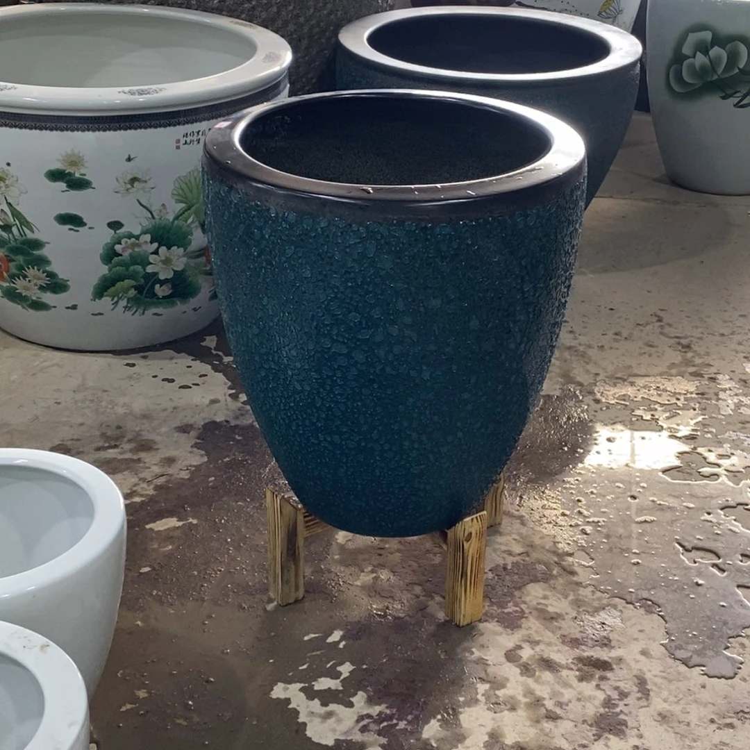 格***鱼景德镇陶瓷鱼缸艺术