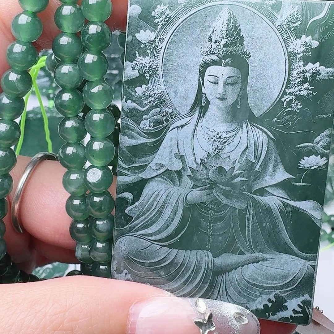 翡翠未镶嵌颈饰111