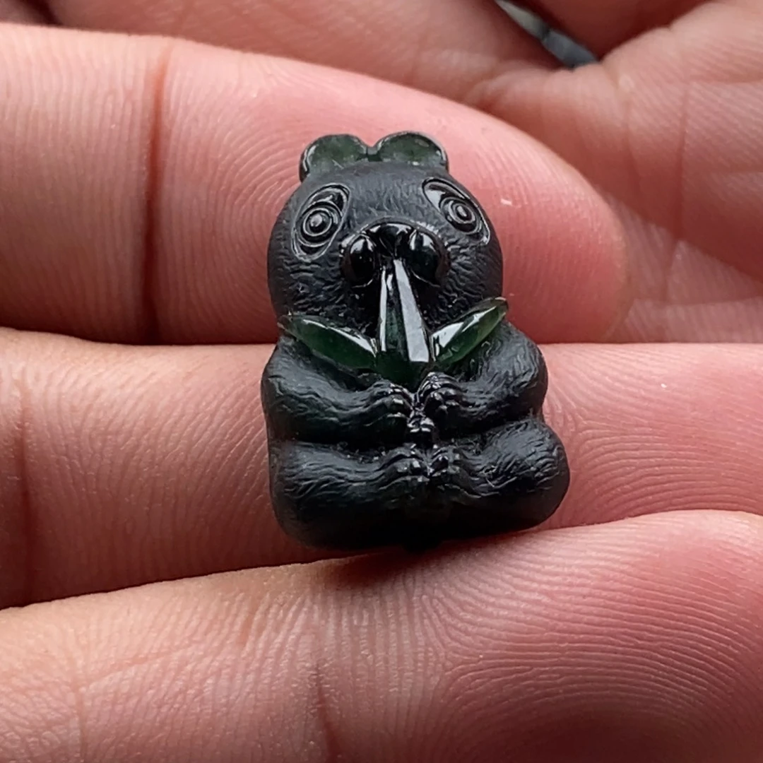 颈饰未镶嵌翡翠熊猫