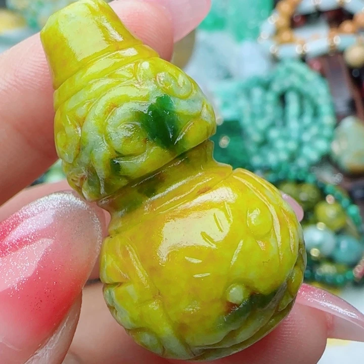 翡翠未镶嵌颈饰天然A货22