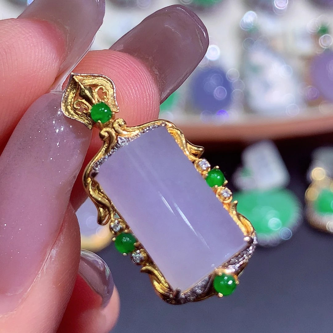 翡翠18K金镶嵌吊坠(不含链)