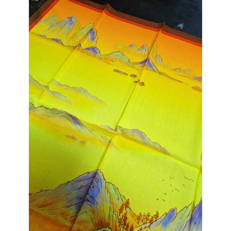 PJ010 橙色青山绿水桌布  90cm