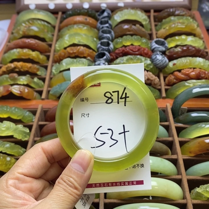 未镶嵌蛇纹石玉手镯