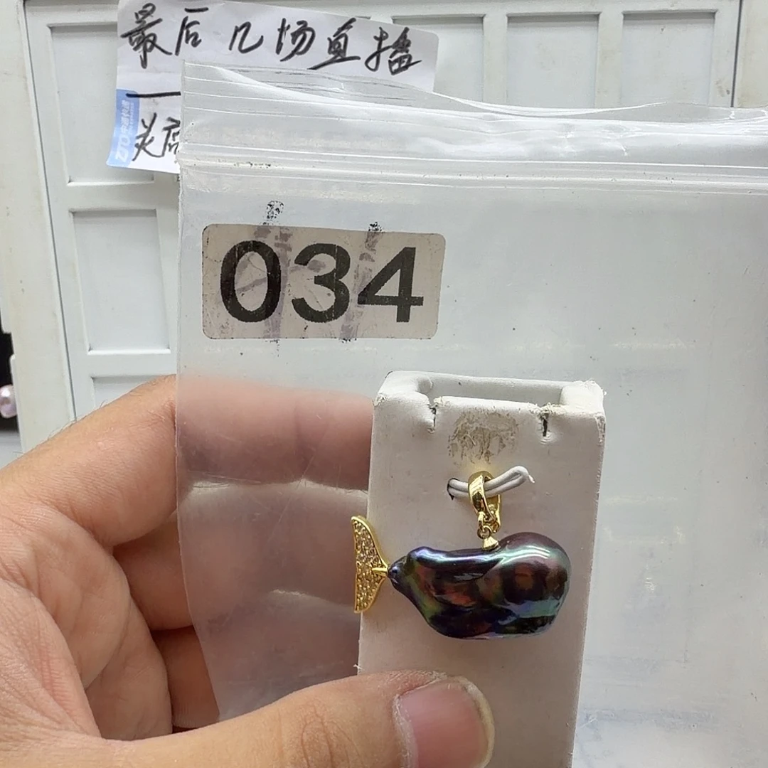 淡水珍珠颈饰合金