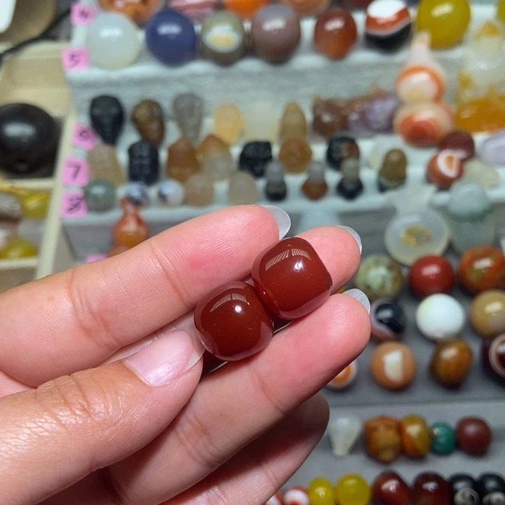 未镶嵌配珠玛瑙/玉髓