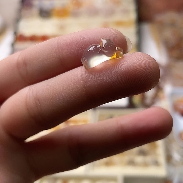 玛瑙/玉髓天然玛瑙戒指猫未镶嵌