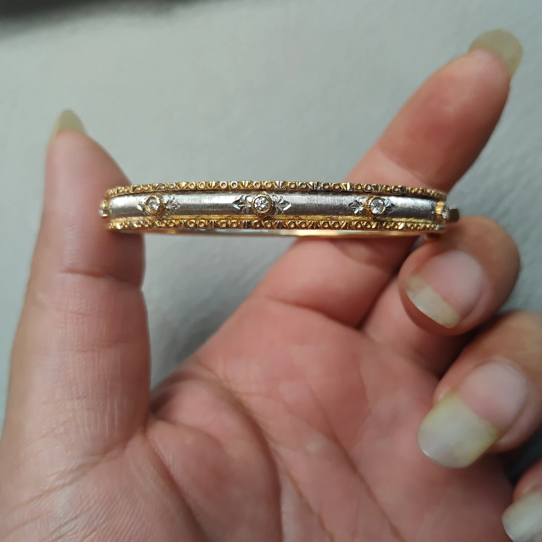 18K金拉丝钻石手镯