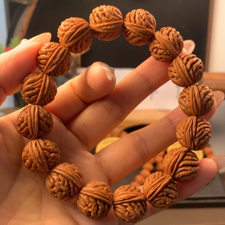 文玩核桃手串17刺龙