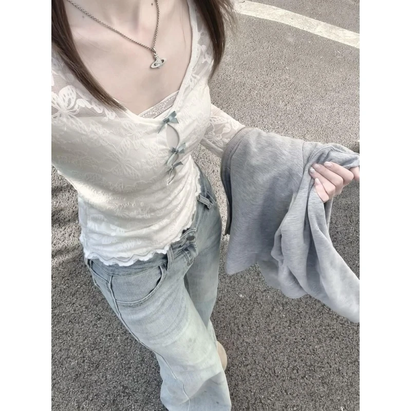 纯欲白色蕾丝蝴蝶结镂空T恤秋季小众内搭chic甜美打底衫短款上衣
