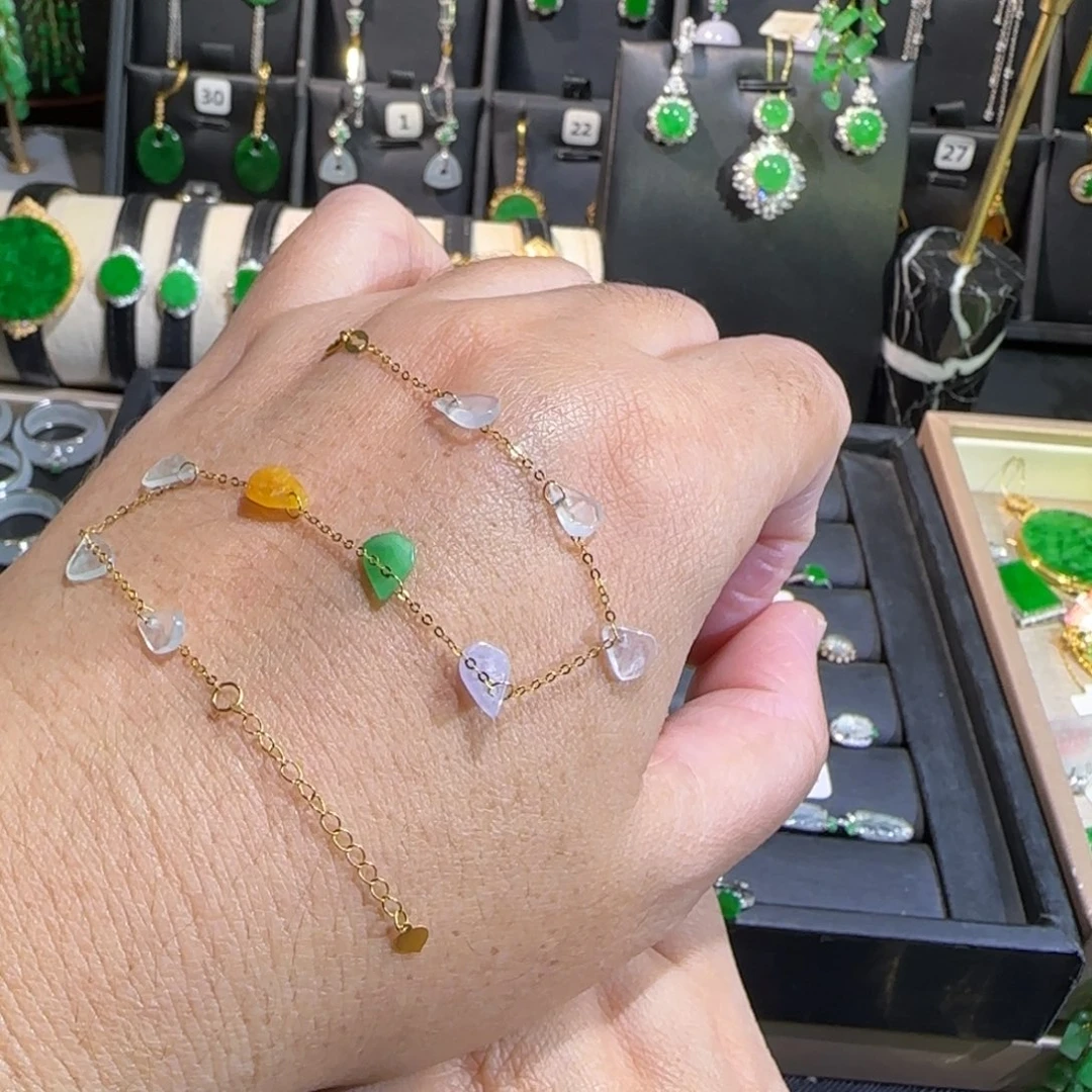 翡翠18K金镶嵌颈饰手链