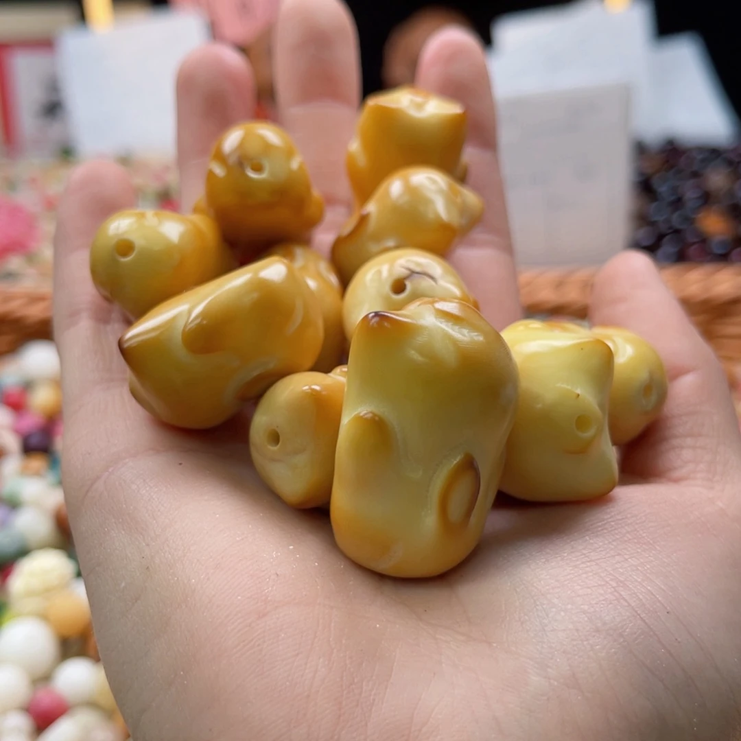 吊坠白玉菩提b26+mm/3颗象牙果炭烧趴趴兔瑕