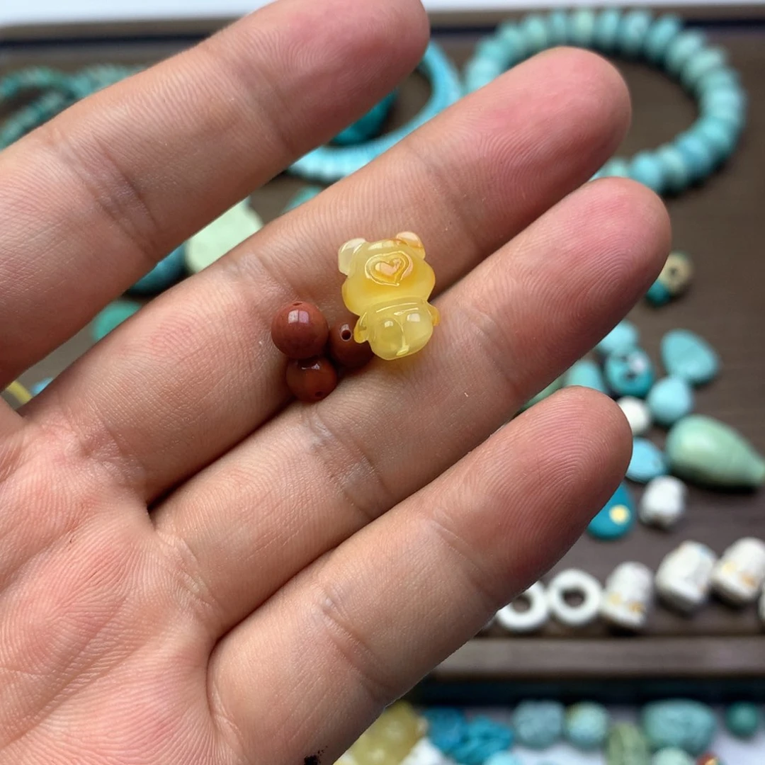 南红玛瑙雕刻未镶嵌