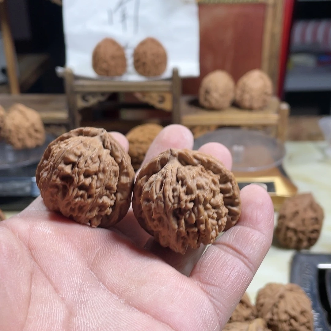 桃核吊坠错*文玩核桃白狮子头