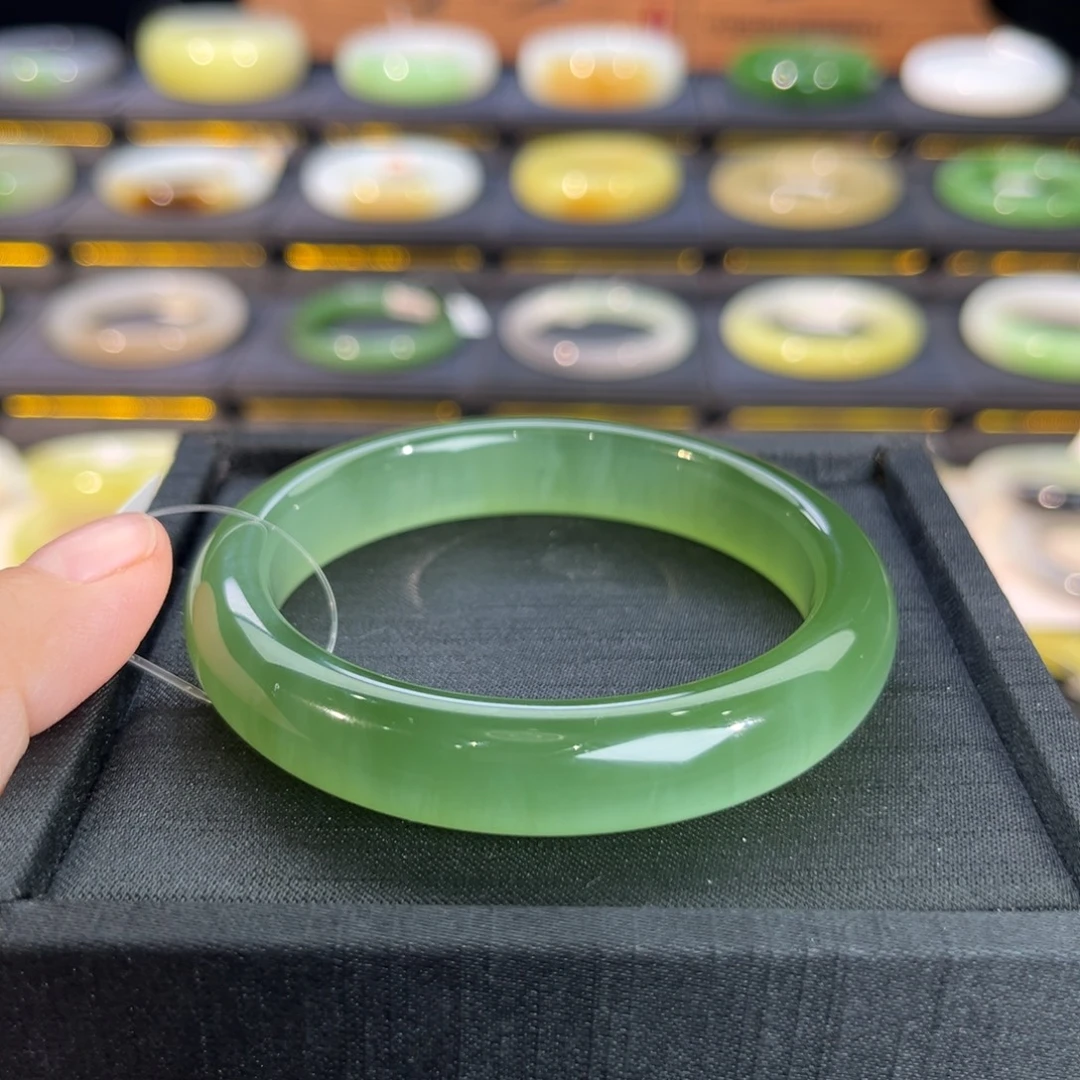 和田玉未镶嵌手镯分单