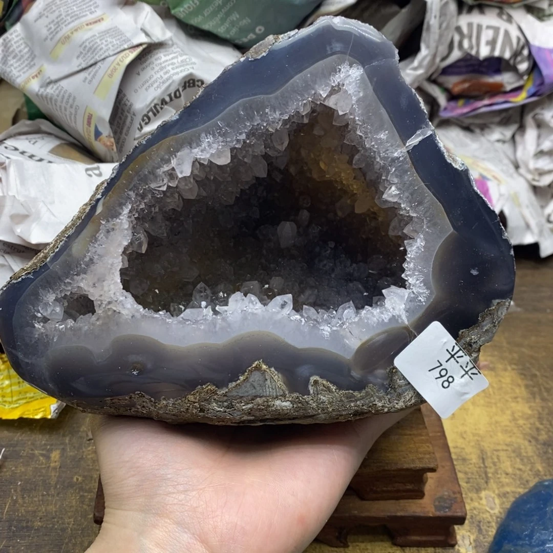 紫晶乌拉圭未镶嵌