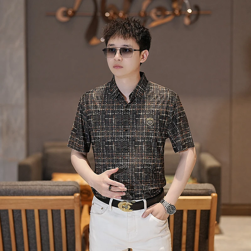 男士夏季新款冰丝商务修身格子短袖衬衫休闲百搭薄款翻领时尚衬衣