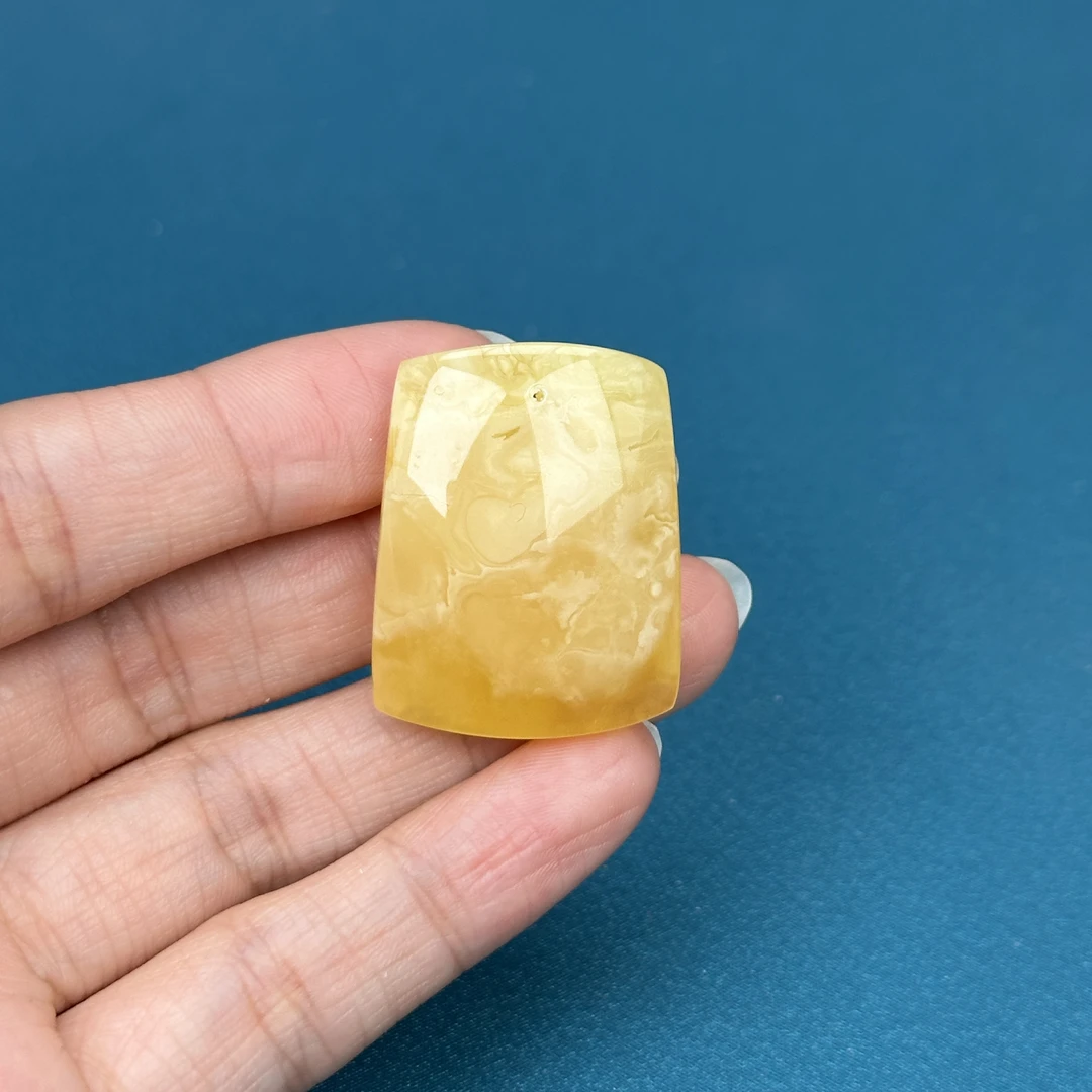 Y2477天然原矿蜜蜡 满蜡飘花无事牌 24*30*8mm抖音基地质检发货