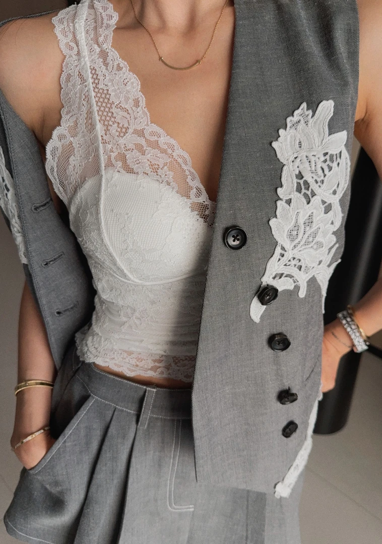 Singularity Me 美背蕾丝打揽纯欲性感无钢圈内衣一体胸垫 3A 804