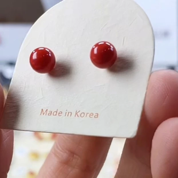 天然宝石红珊瑚耳饰