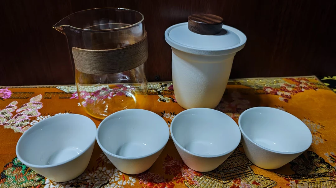 白色路宝便携式玻璃旅行茶具随身包户外功夫茶杯泡茶壶-ED050