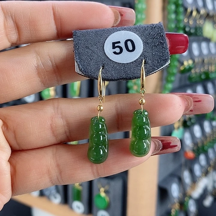 和田玉耳饰18K金镶嵌